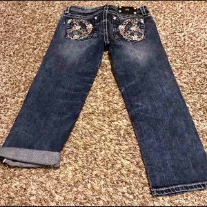 Girls size 16 miss me capris